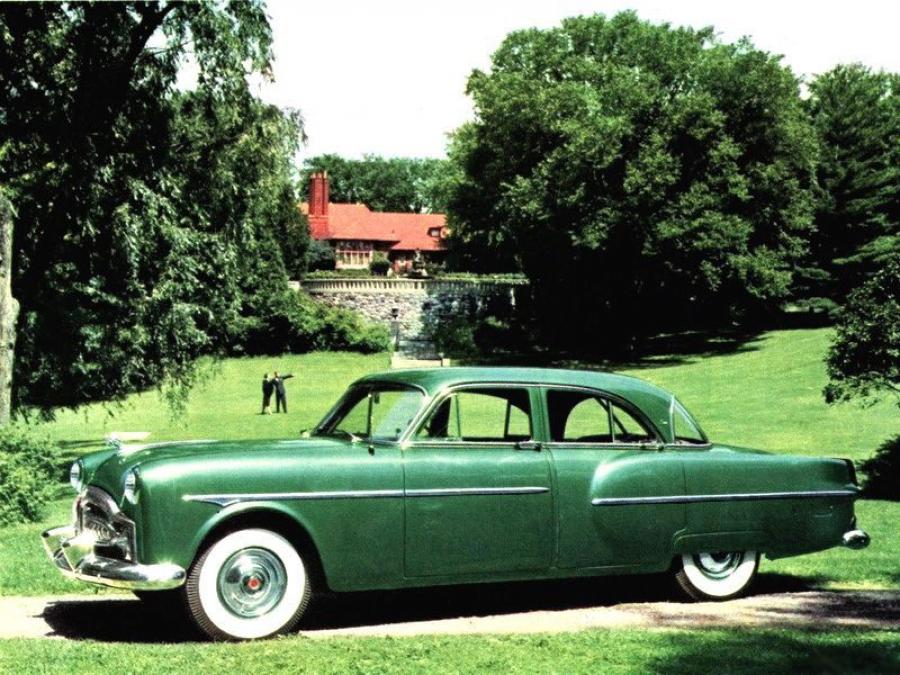  Packard 300 Touring Sedan 1952 года  (фото 2 из 2)